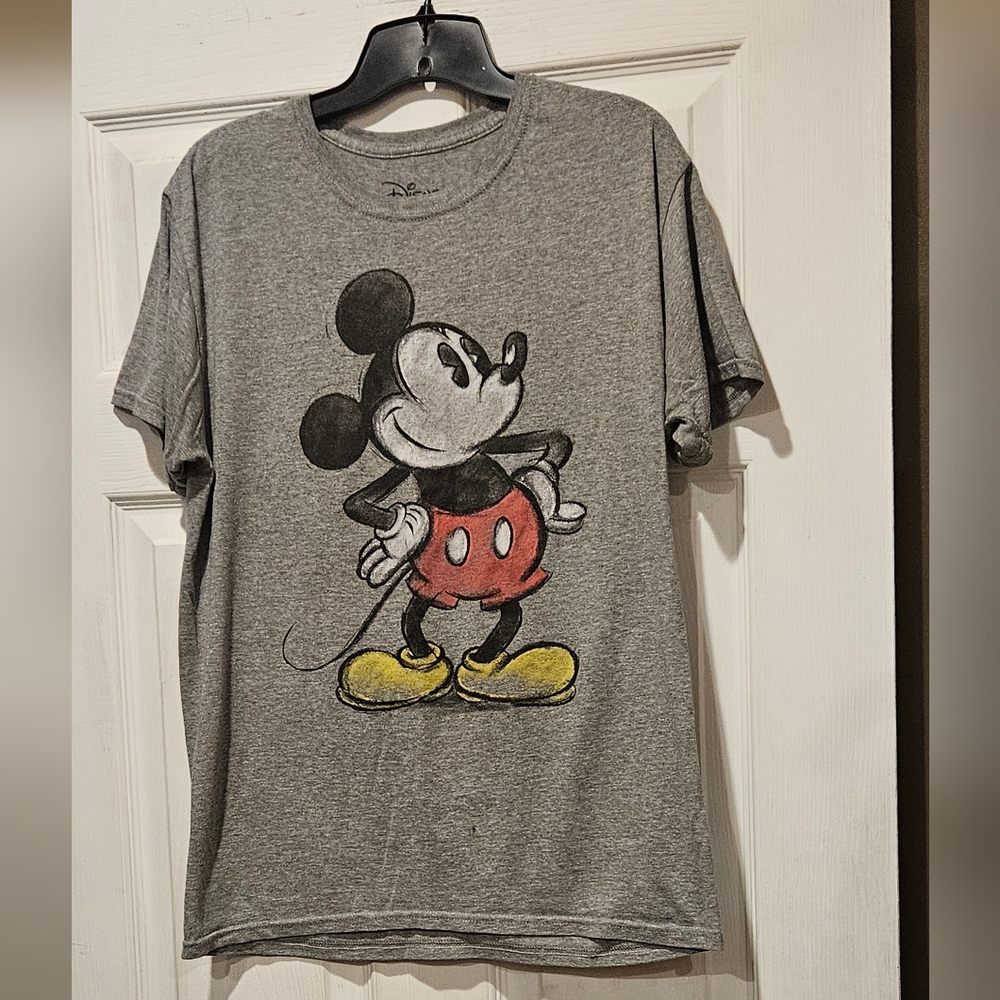 DISNEY MICKEY TSHIRT